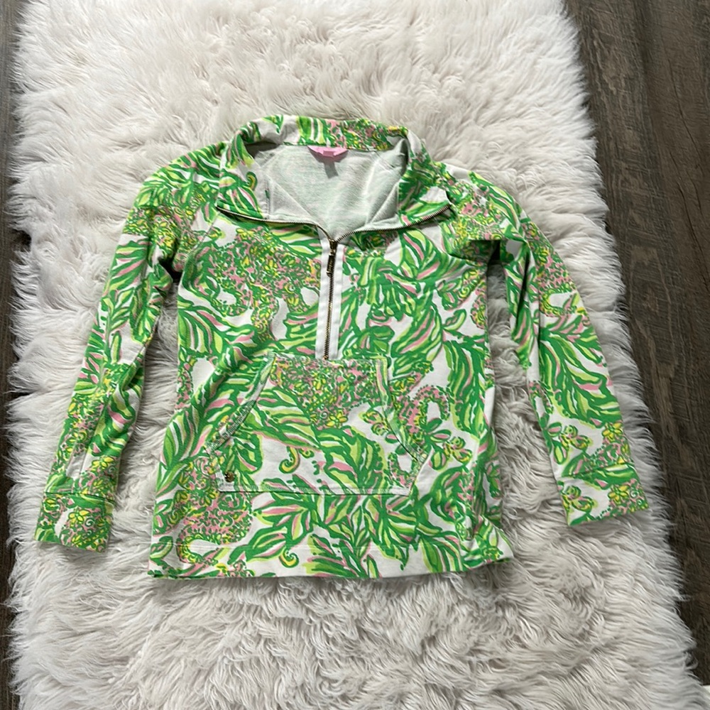 Lilly Pulitzer half zip sweatshirt pullover. Size Small